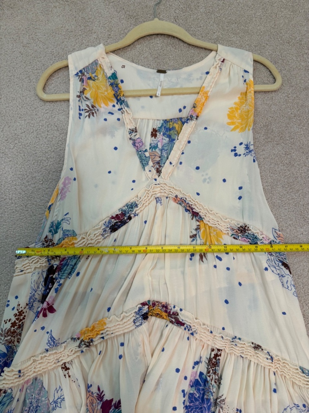 Free People Floral Cream Sleeveless Tiered Tunic Blouse Top - Size L - Picture 8 of 9